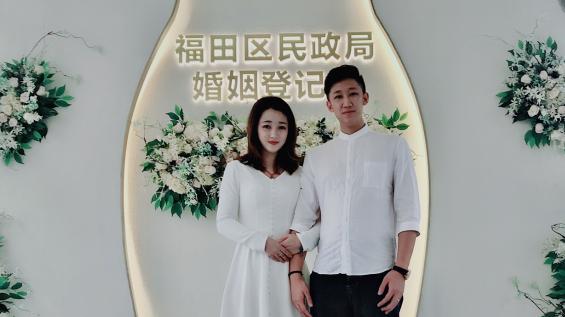 當(dāng)婚禮遇上疫情這對地鐵戀人選擇將幸福延后